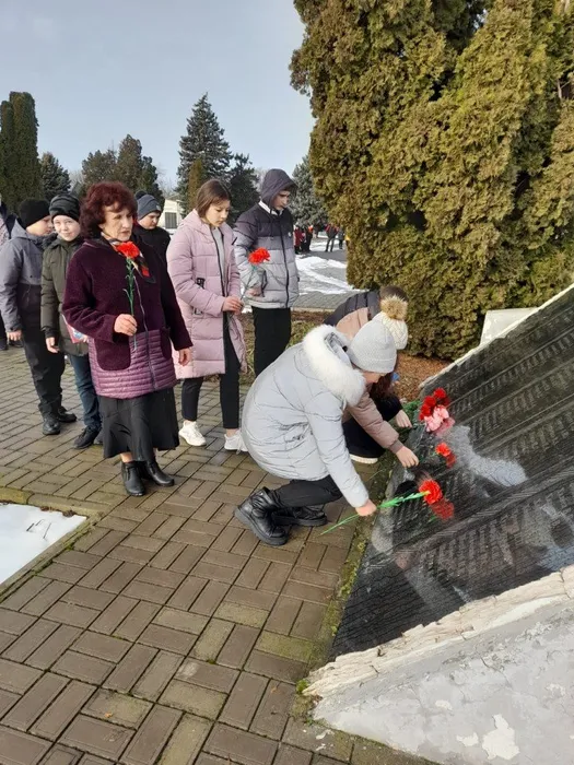 a27b7942-435a-41d5-828a-bbe5c61d4c3f